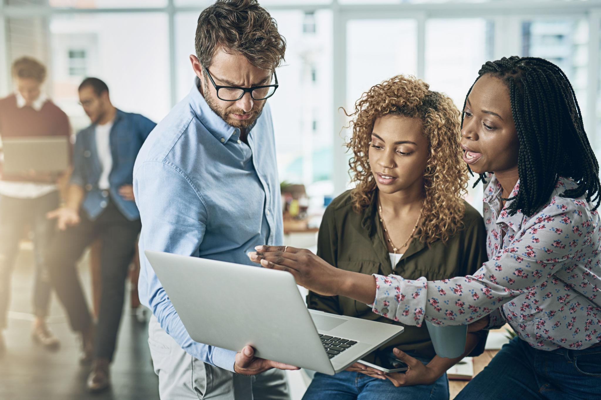 SIAM in 2026 How to Fix Multi-Vendor Chaos and Achieve End-to-End Service Accountability (EXIN SIAM BoK V3 Guide)